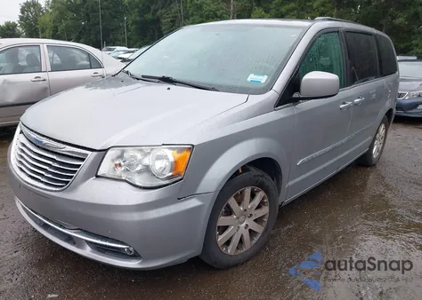 2016 Chrysler Town & Country Touring z USA, uszkodzony, nr VIN 2C4RC1BG0GR306291